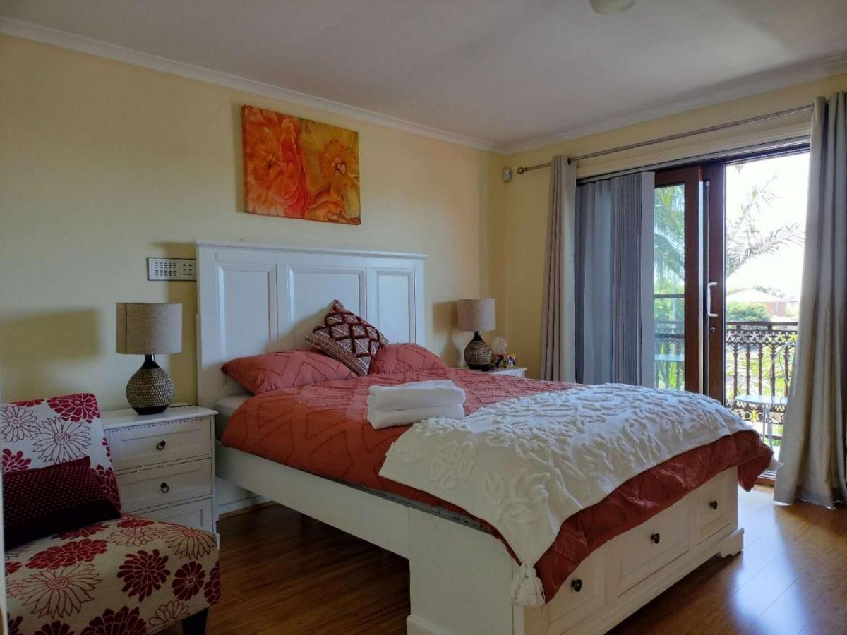 Апартаменты 12 Mins To Mel Airport-Good Wood House St Albans Экстерьер фото